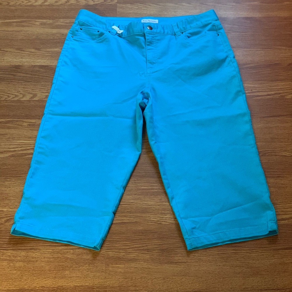 Kim Rogers Capris Pants